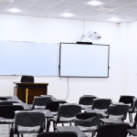 القاعات الدراسية